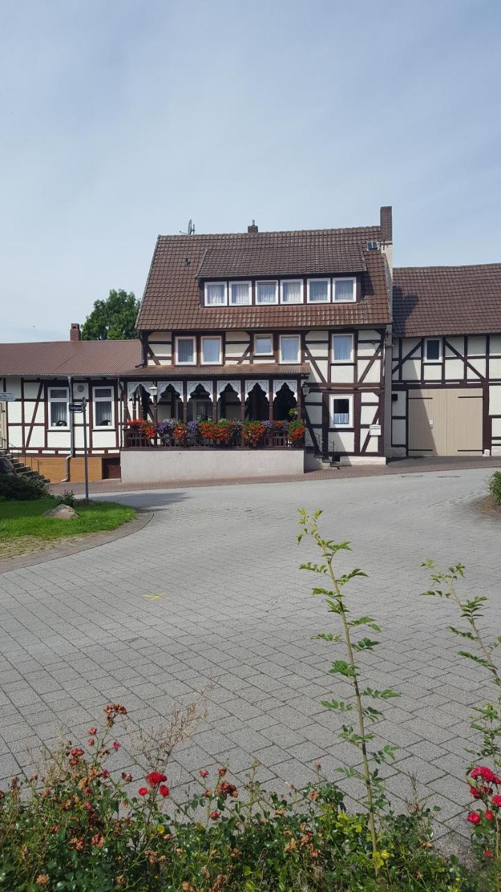ガスト- ウンド ペンションハウス ツル リンデ ホテル Staufenberg  エクステリア 写真